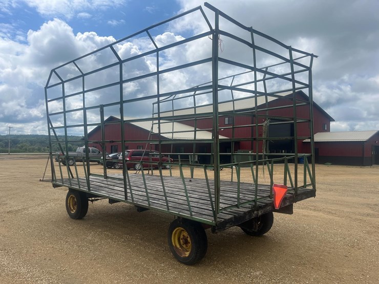 hay-wagon-image-4
