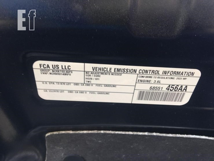 2022-chrysler-pacifica-image-14