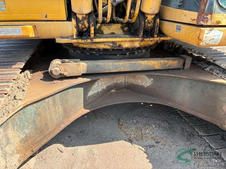 komatsu-pc220-lc-image-20