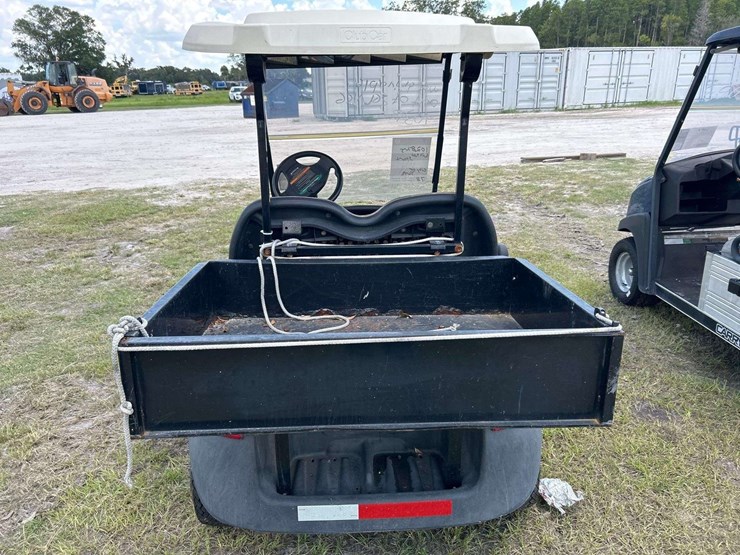 2014-club-car-electric-utility-cart-image-15