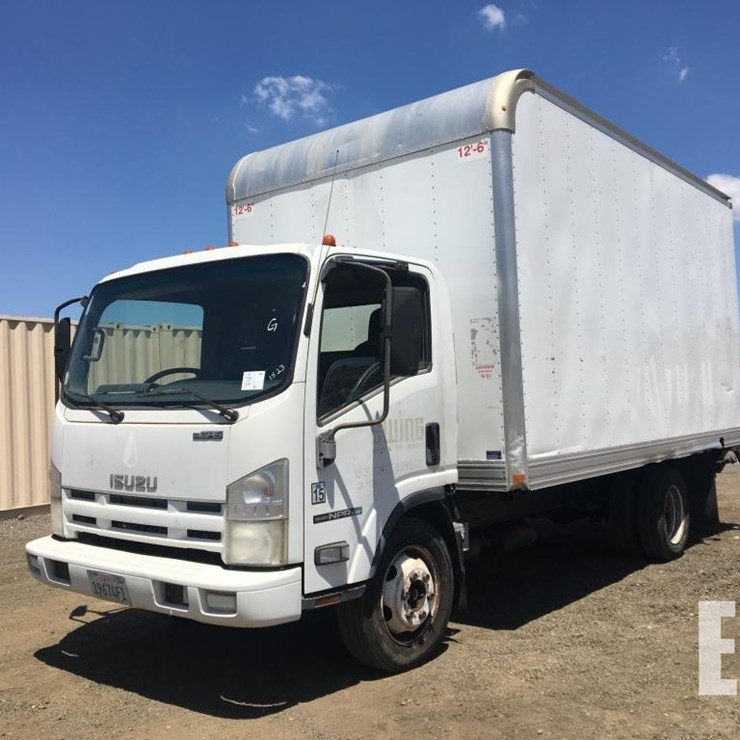 2009 ISUZU NPR