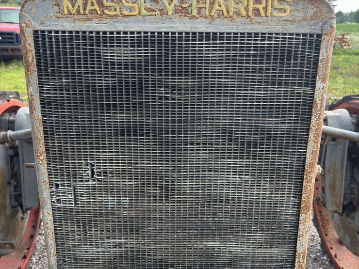 massey-ferguson-4-image-9