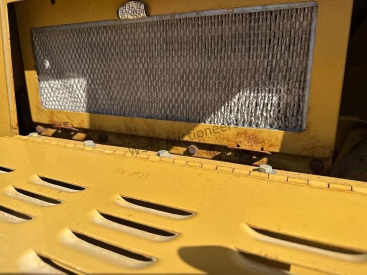 2007-caterpillar-613c-image-38