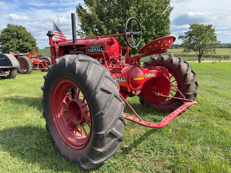 farmall-f-20-image-7