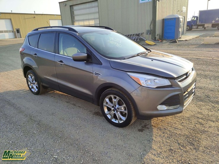 2014-ford-escape-se-image-2
