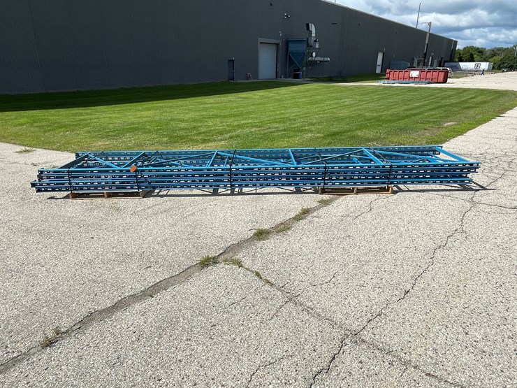 #1352-•-20'-pallet-racking-uprights-image-4
