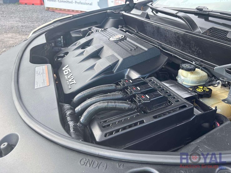 2012-cadillac-srx-image-7