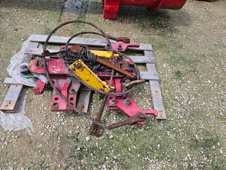 #317-•-pipe-co-inc-d6-32-pile-driver-image-2