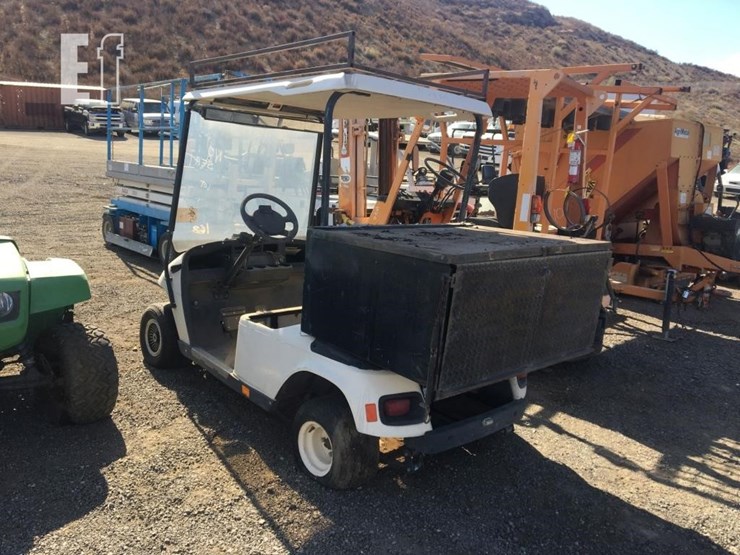 ez-go-utility-cart-image-4