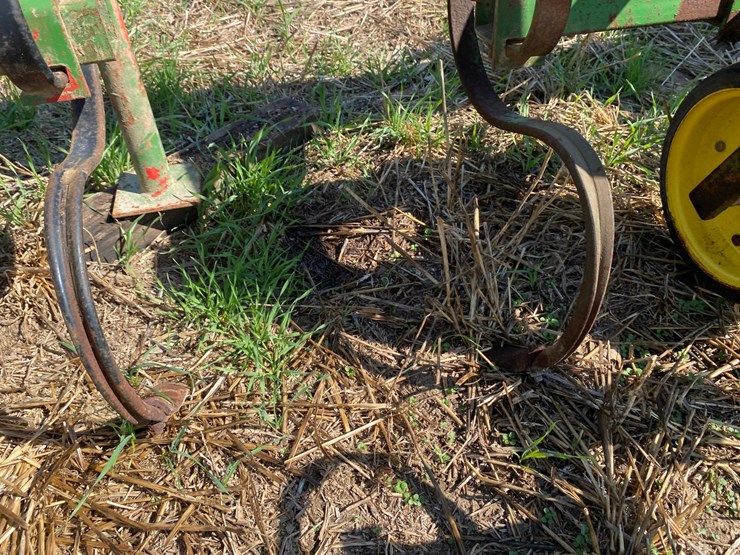 brillion-8-x-36”-row-cultivator-image-29