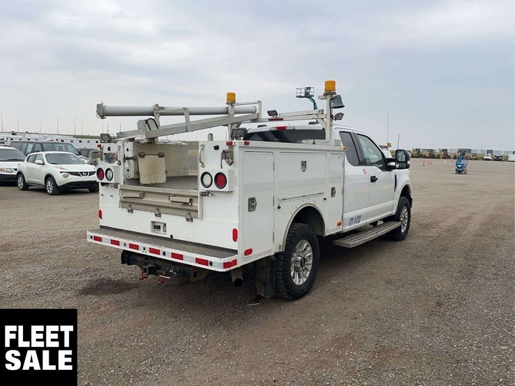 2020-ford-f350-image-3