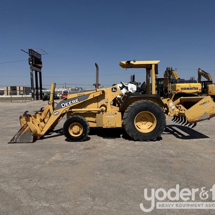 JohnDeere 210LE