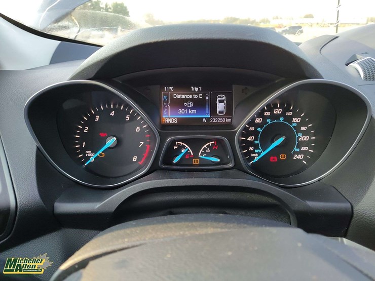 2014-ford-escape-se-image-9