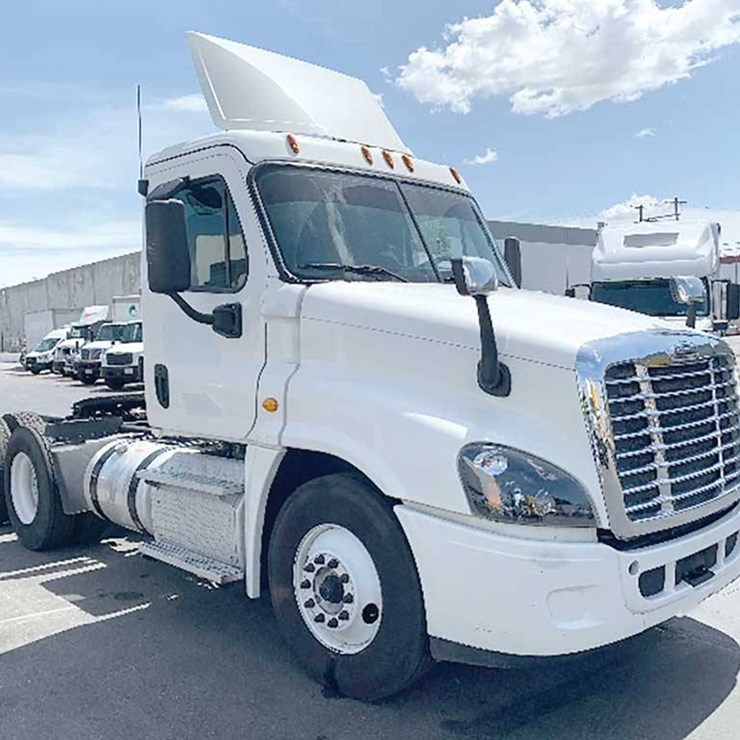 2018 FREIGHTLINER CASCADIA 125