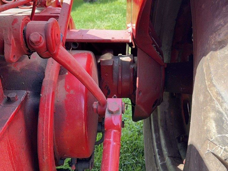 farmall-w-9-image-35