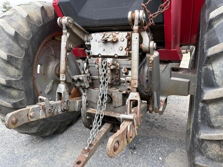 massey-ferguson-2675-image-8