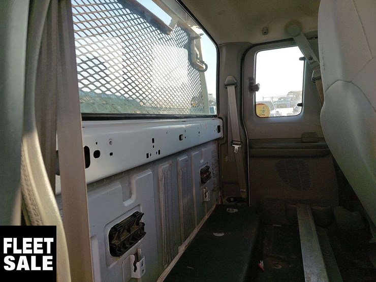 2004-ford-f350-image-13