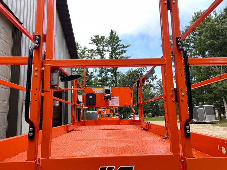 #302-•-2022-jlg-rt2669-scissors-lift-(wautoma,-wi)-image-42
