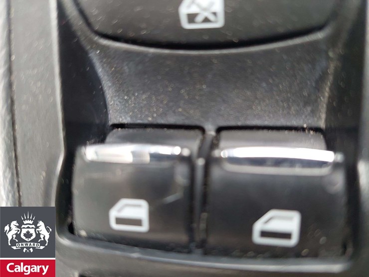 2017-ford-explorer-image-9