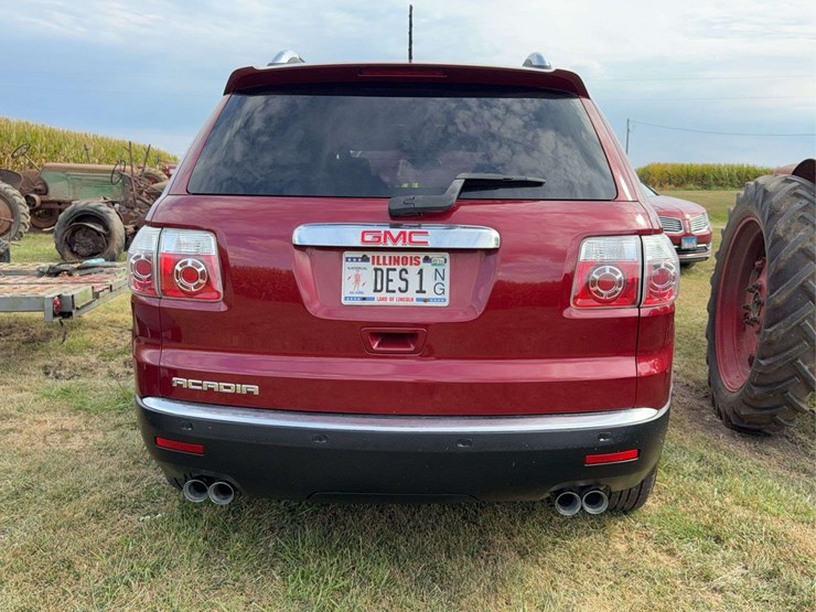 2007-gmc-acadia-image-5