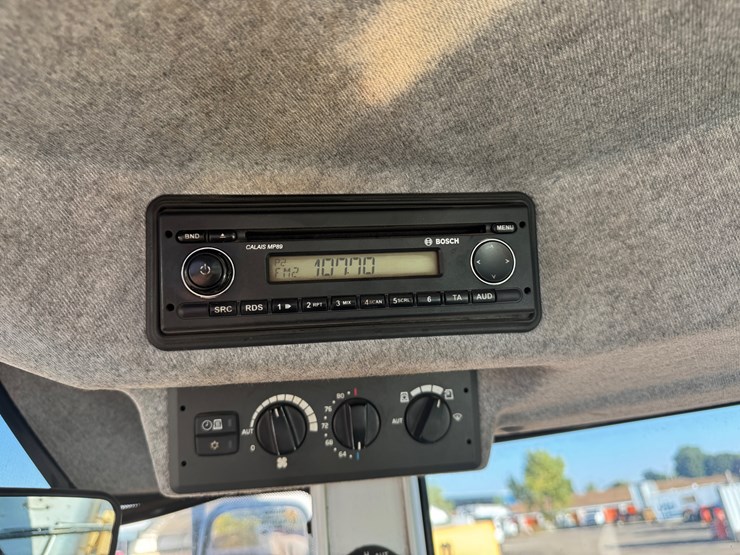 volvo-l90f-image-39