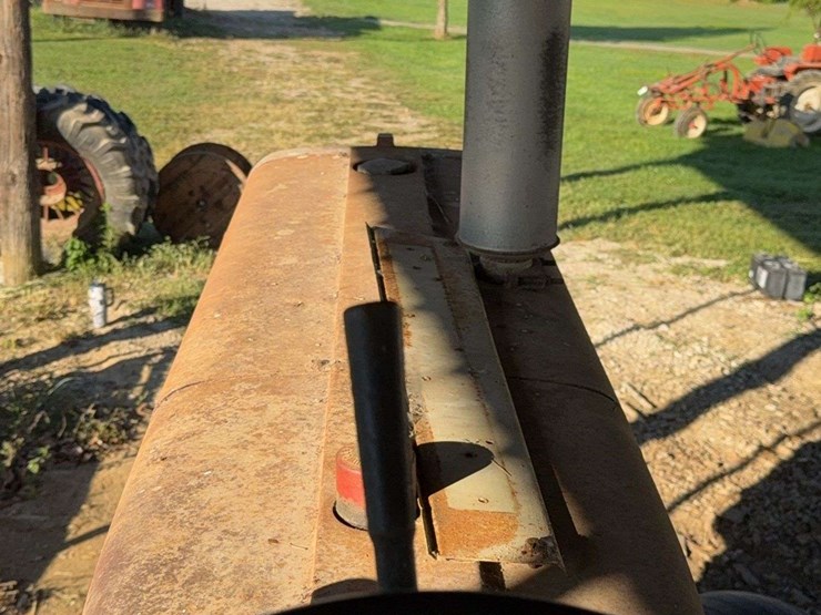 farmall-806-image-52