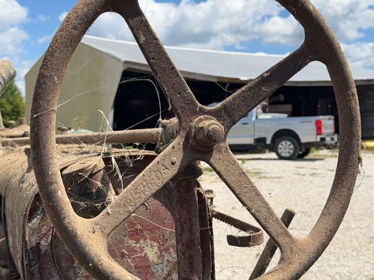 farmall-f-20-image-35