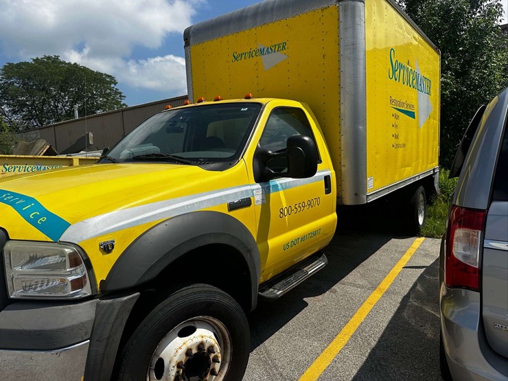 2005-ford-box-truck---blown-engine---will-need-towed---vin-#-1-fdxf46y05eb77980-image-9