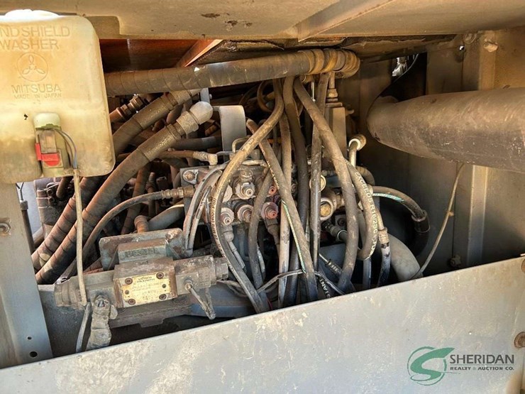 hitachi-ex200-lc-image-48