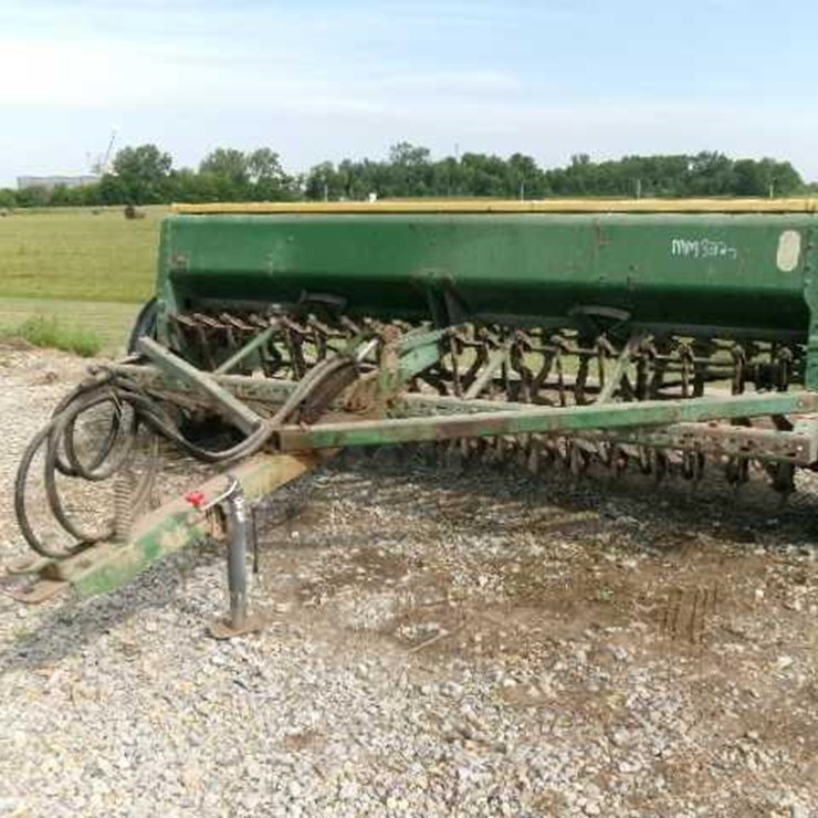 JOHN DEERE 8300