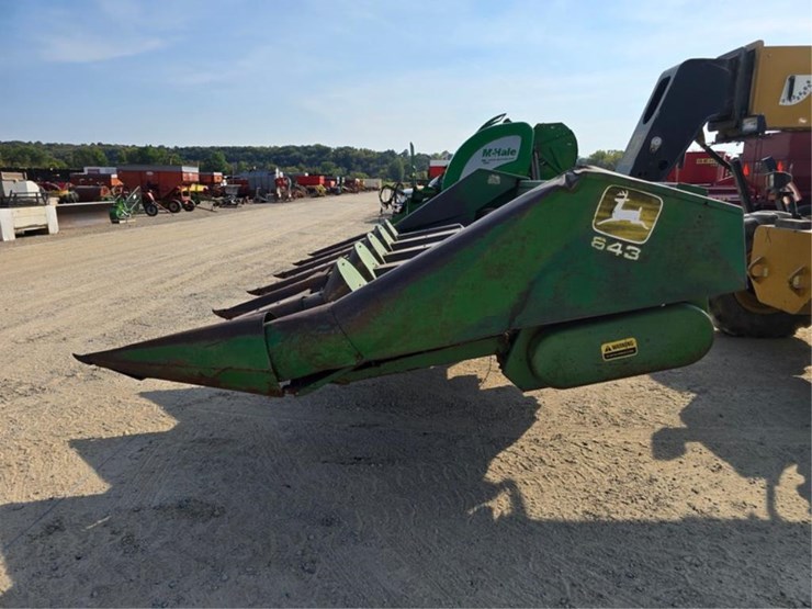 john-deere-643-image-2
