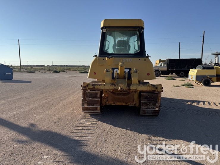2011-caterpillar-d6k-xl-image-4
