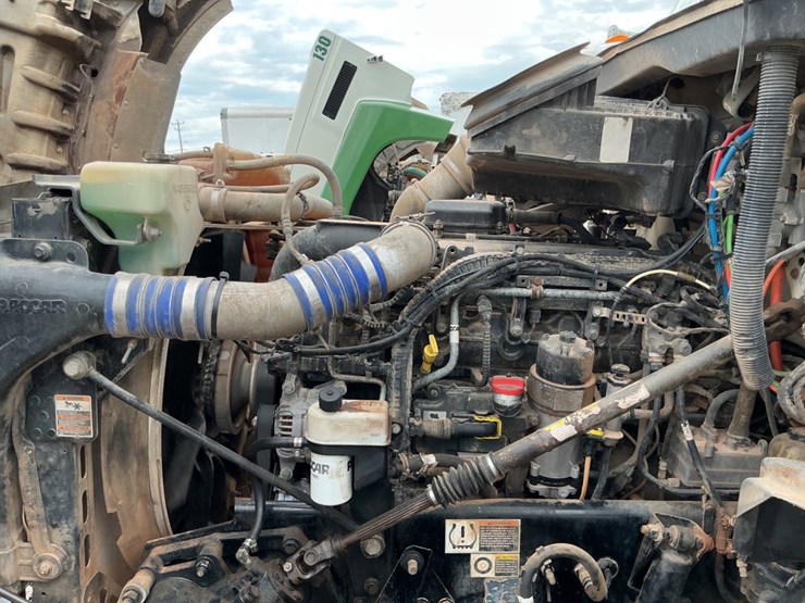 2018-kenworth-t880-image-1