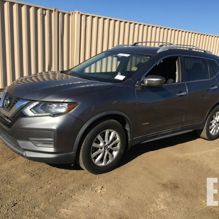 2017 NISSAN ROQUE SV,