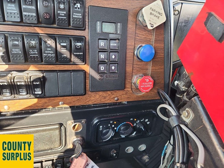 2012-western-star-4900-image-12