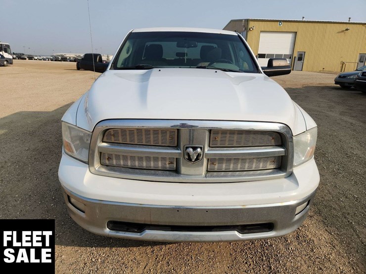 2010-dodge-ram-1500-image-19