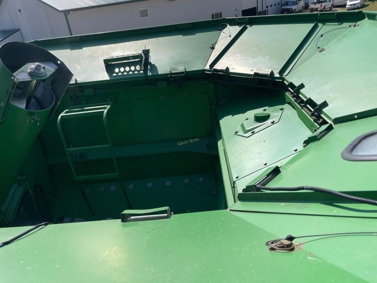 2003-john-deere-9550-image-12