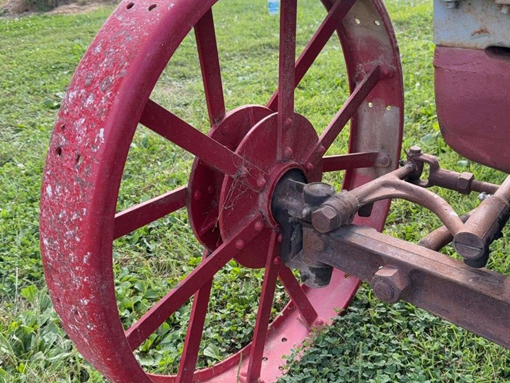 mccormick-deering-10-20-image-21