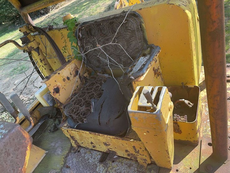 caterpillar-d8-image-39