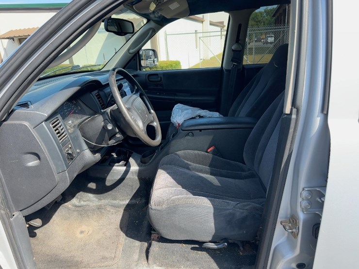 2004-dodge-dakota-slt-image-18