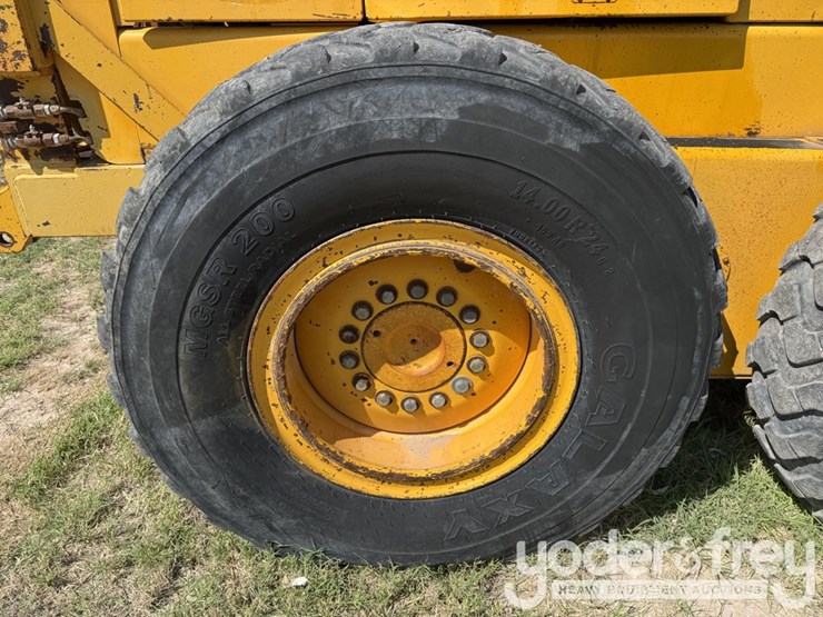 deere-672b-image-28