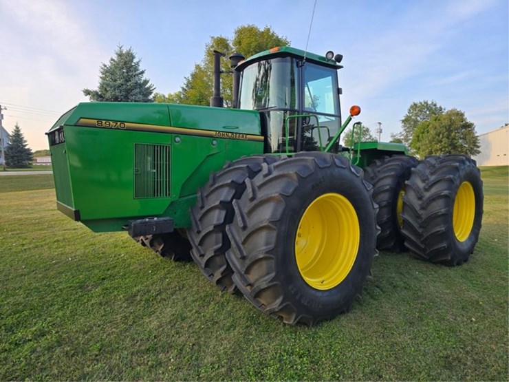 john-deere-8970-image-1