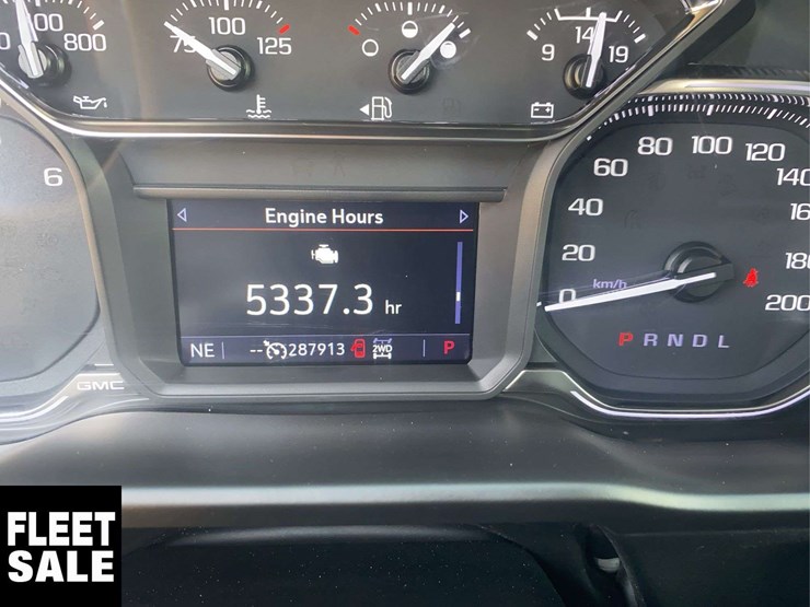 2021-gmc-sierra-2500hd-image-13