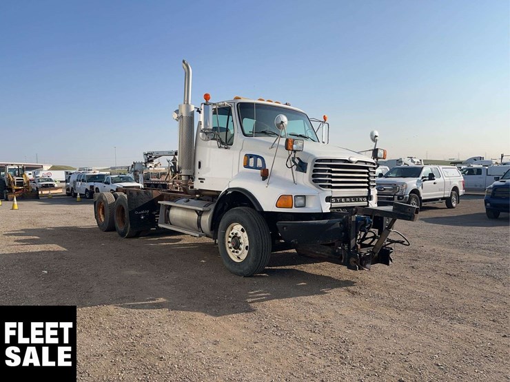 2006-sterling-lt8500-image-4