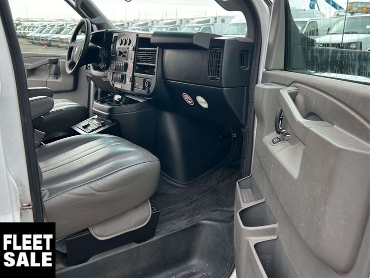 2017-chevrolet-express-s/a-ambulance-image-26