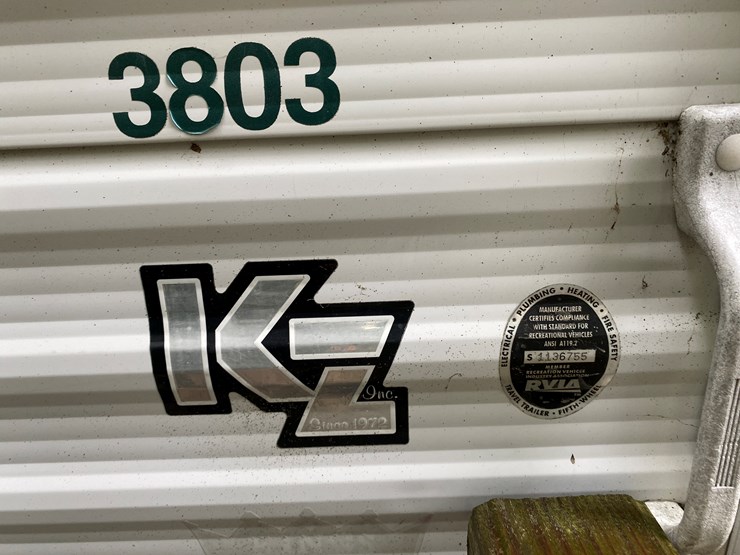 #3302-•-2004-k2-incorporated-sportsman-3803-camper-has-wi-title-(three-lakes,-wi)-image-38