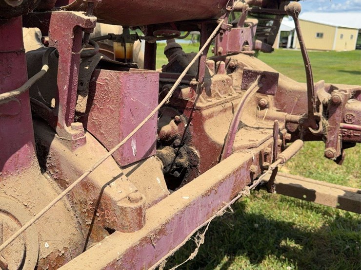 farmall-f-20-image-56