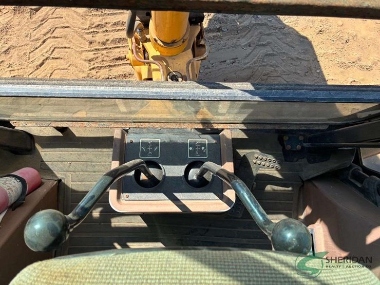 deere-310e-image-37