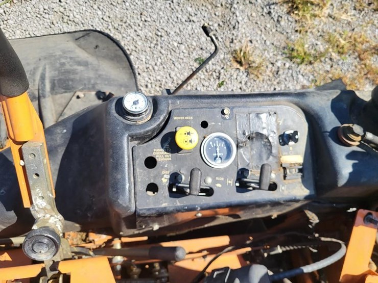 scag-cheetah-zero-turn-lawn-mower-image-30