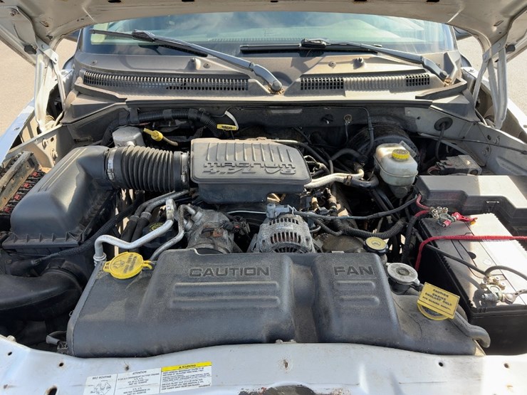 2004-dodge-dakota-slt-image-12